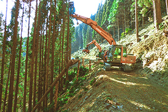 高性能林業機械による素材生産状況